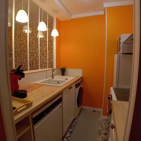La Parenthese 70's Apartment *